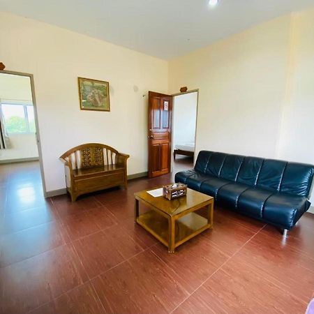 Hotel Baan Suan Khun Yaiy à Ban Wang Takhrai Extérieur photo