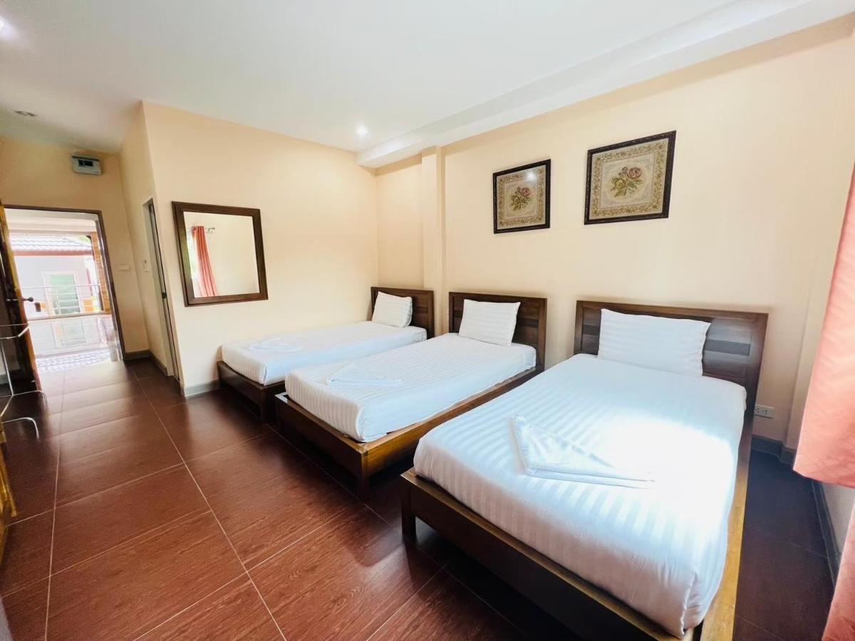 Hotel Baan Suan Khun Yaiy à Ban Wang Takhrai Extérieur photo
