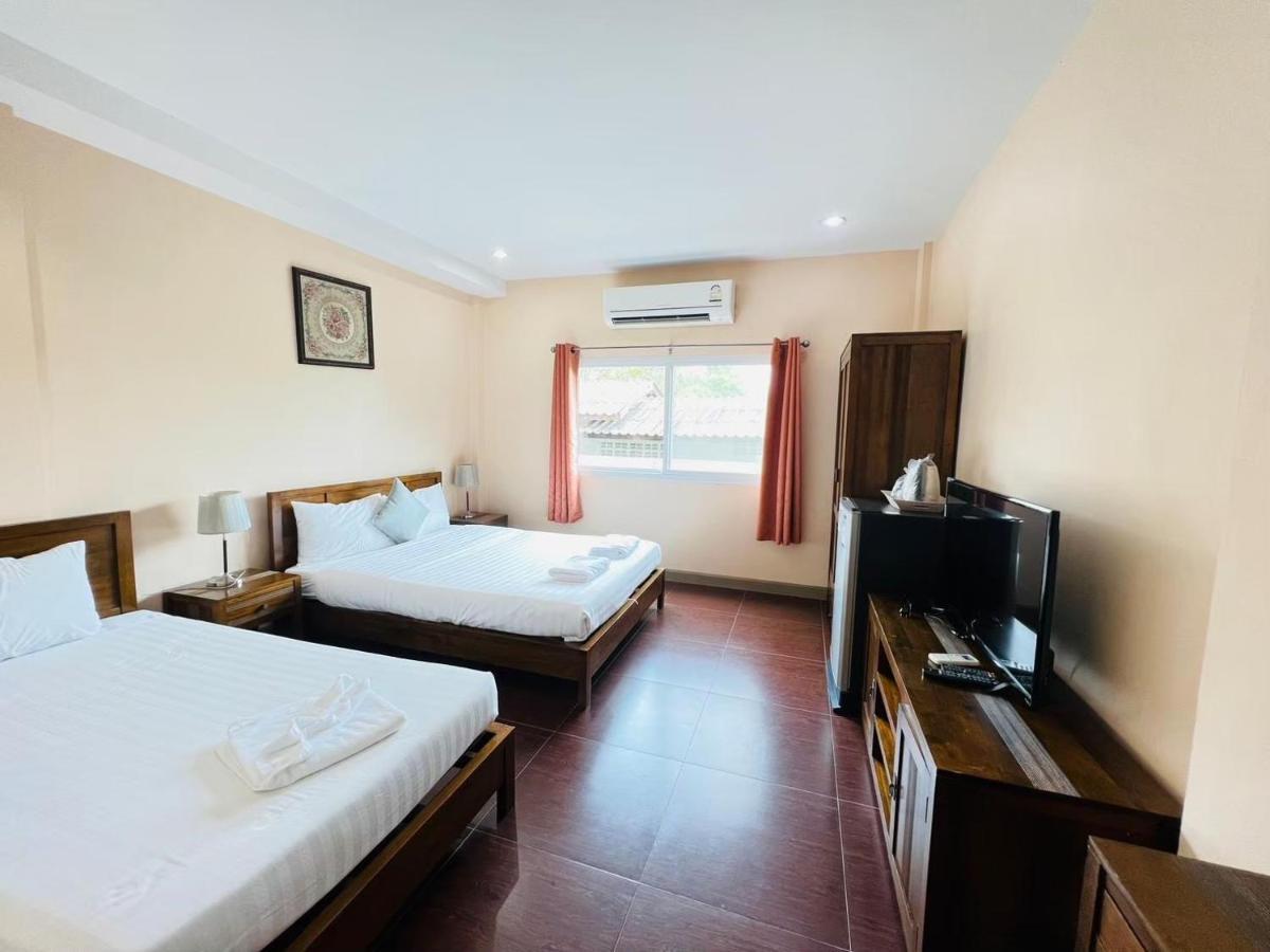 Hotel Baan Suan Khun Yaiy à Ban Wang Takhrai Extérieur photo