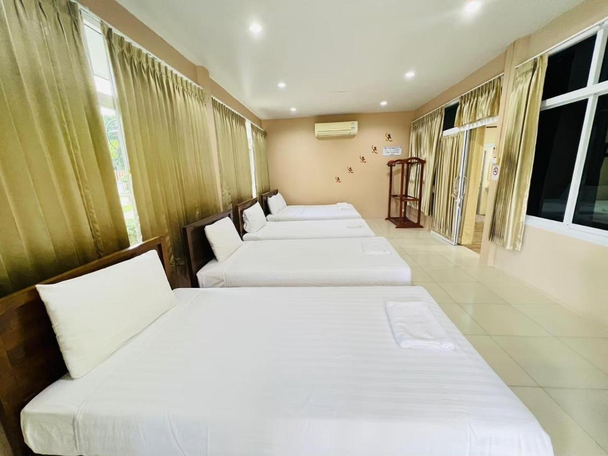 Hotel Baan Suan Khun Yaiy à Ban Wang Takhrai Extérieur photo